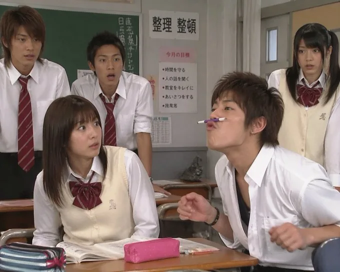 Retro 2000s Japanese High School Drama Scene AI photo style example on PromptKosh